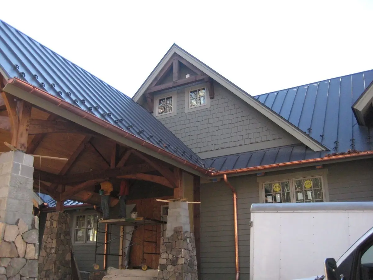 Craftsman Roofing team delivering quality roofing work in Elm